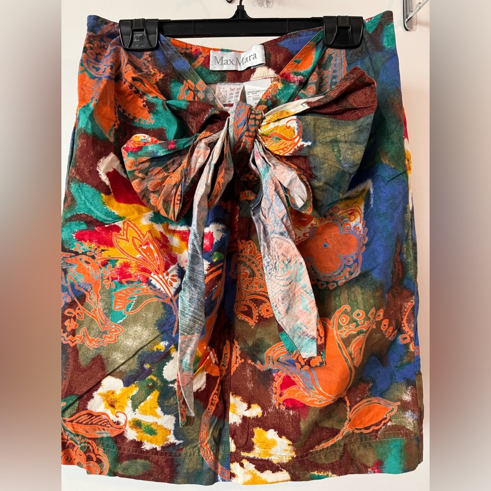 Max Mara vintage fitted short skirt size 8 fits small